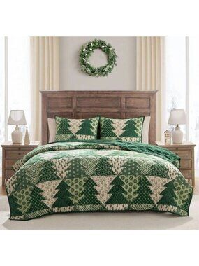 Hallmark Full/Queen Flannel Tree Print Quilts Green